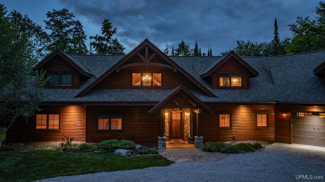 195 Homan Lake Road, Iron River, MI 49935