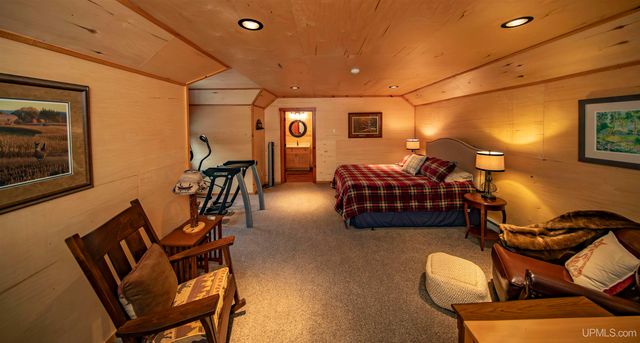 195 Homan Lake Road, Iron River, MI 49935