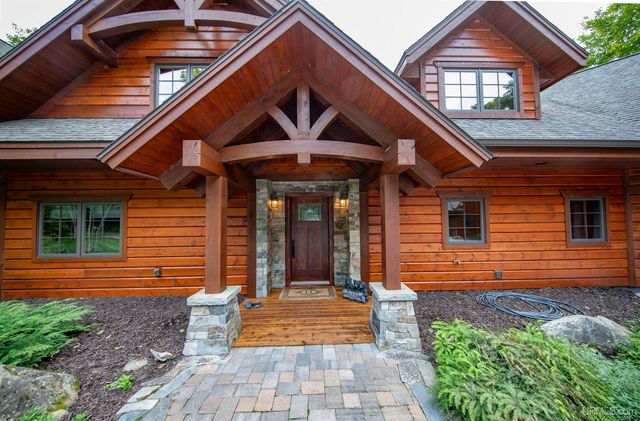 195 Homan Lake Road, Iron River, MI 49935