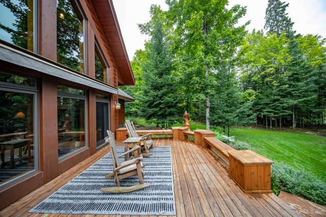 195 Homan Lake Road, Iron River, MI 49935