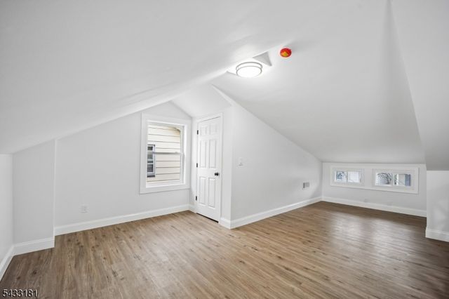 18 Hilton Ave, Maplewood Twp., NJ 07040