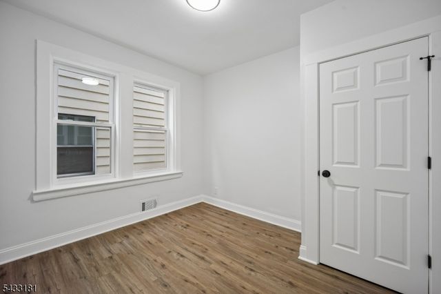 18 Hilton Ave, Maplewood Twp., NJ 07040