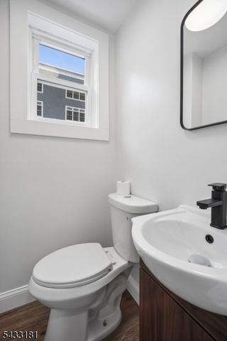 18 Hilton Ave, Maplewood Twp., NJ 07040