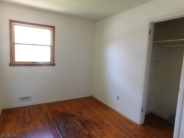 147 Johanson Ave, Hillsborough Twp., NJ 08844