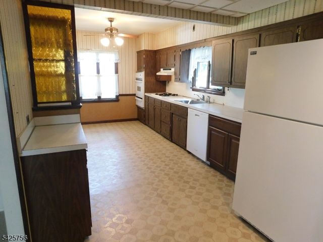 147 Johanson Ave, Hillsborough Twp., NJ 08844