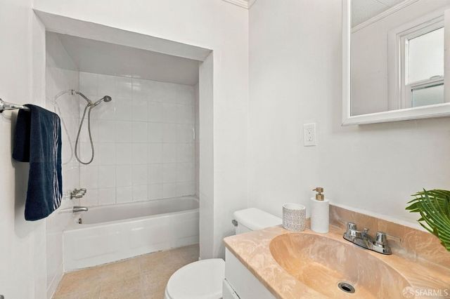 2074 48th Avenue, San Francisco, CA 94116