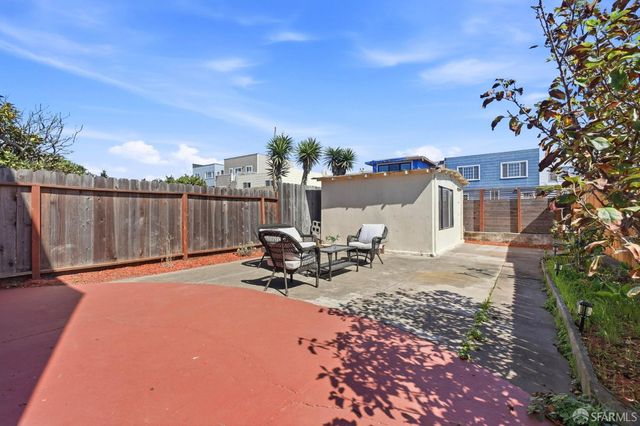 2074 48th Avenue, San Francisco, CA 94116
