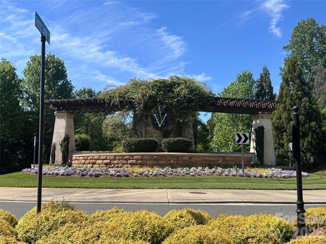 4514 Duplin Drive, Charlotte, NC 28214