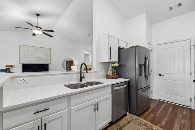 745 Cedar Ln, Springfield, TN 37172