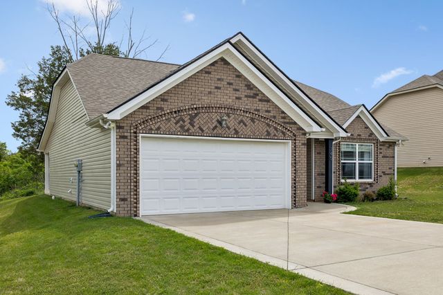745 Cedar Ln, Springfield, TN 37172