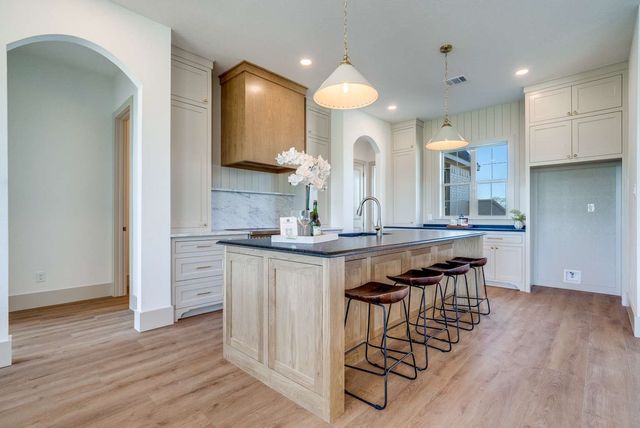 1458 Saguaro Trail, Joshua, TX 76058