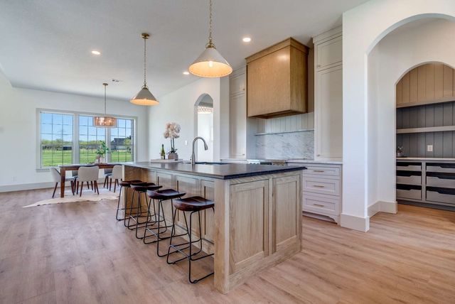 1458 Saguaro Trail, Joshua, TX 76058