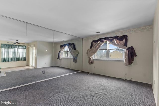 24-6 FLORENCE TOLLGATE PL, Burlington, NJ 08016