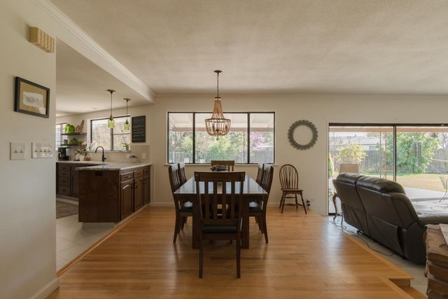 1509 W San Madele Avenue, Fresno, CA 93711