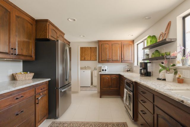 1509 W San Madele Avenue, Fresno, CA 93711