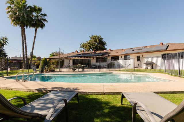 1509 W San Madele Avenue, Fresno, CA 93711