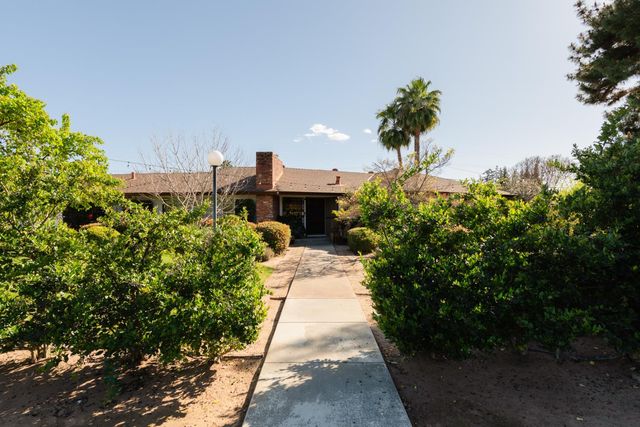 1509 W San Madele Avenue, Fresno, CA 93711