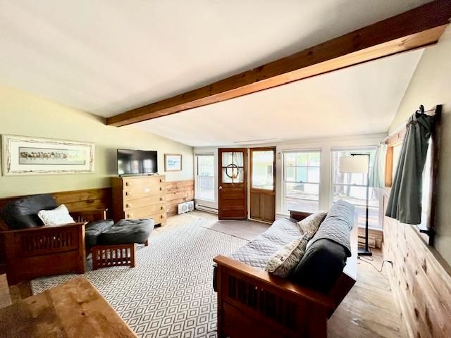 305 Round Pond Road, Wakefield, NH 03830