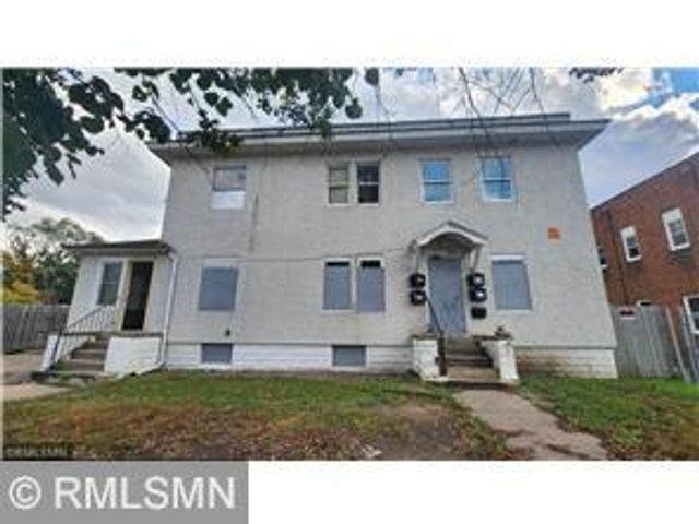 1052 Ross Avenue, Saint Paul, MN 55106