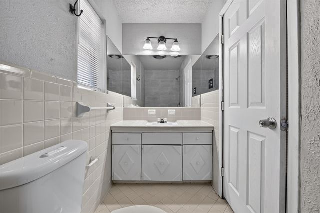 4902 Inverness Avenue, Fort Worth, TX 76132