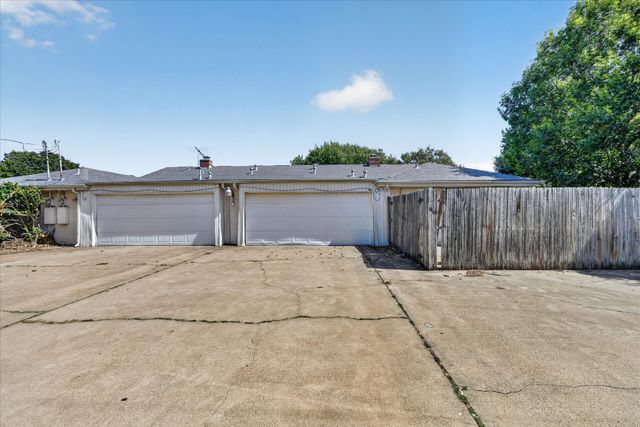 4902 Inverness Avenue, Fort Worth, TX 76132