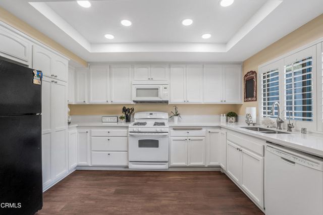 1610 Parrot Court, Ventura, CA 93003