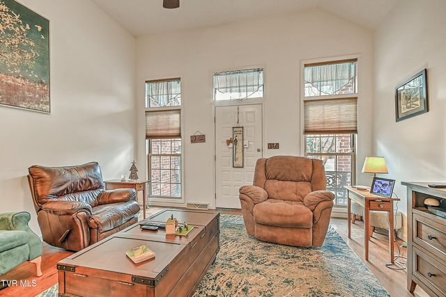 42 Platinum Court 42, Johnson City, TN 37604