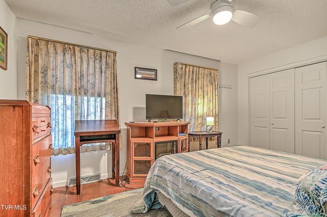 42 Platinum Court 42, Johnson City, TN 37604