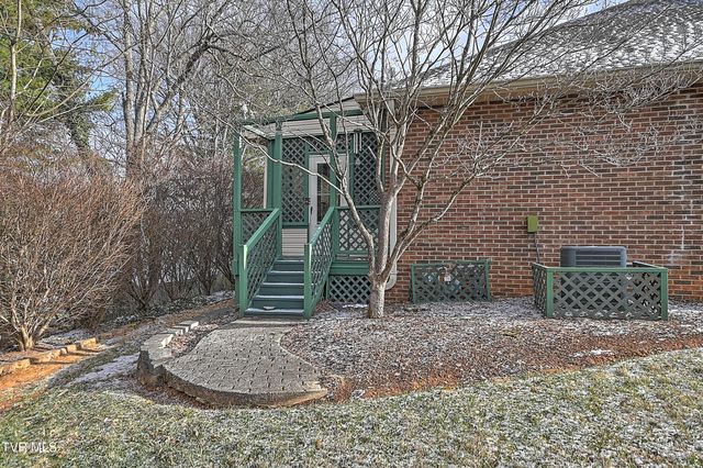 42 Platinum Court 42, Johnson City, TN 37604