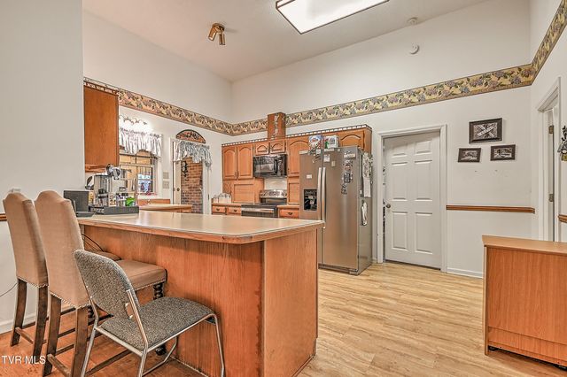 42 Platinum Court 42, Johnson City, TN 37604