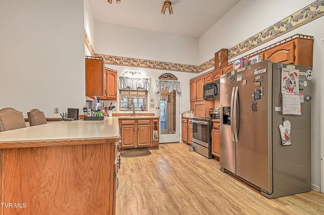 42 Platinum Court 42, Johnson City, TN 37604