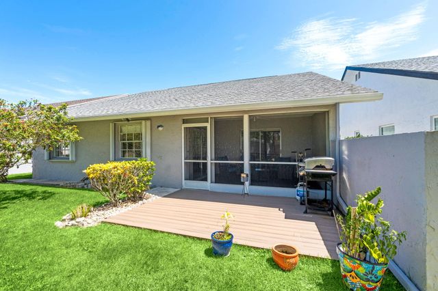 5256 Tiffany Anne Circle, West Palm Beach, FL 33417
