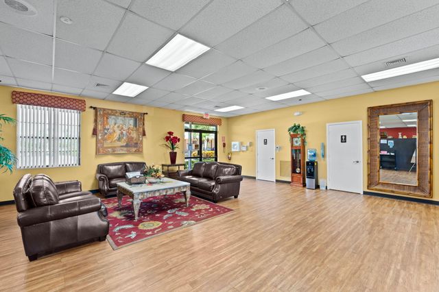 5256 Tiffany Anne Circle, West Palm Beach, FL 33417