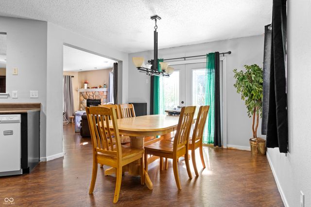 19185 Calico Aster Drive, Noblesville, IN 46062