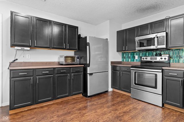 19185 Calico Aster Drive, Noblesville, IN 46062