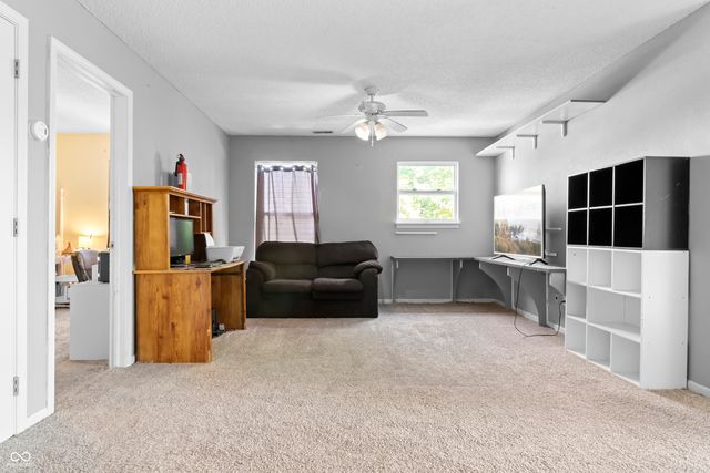 19185 Calico Aster Drive, Noblesville, IN 46062
