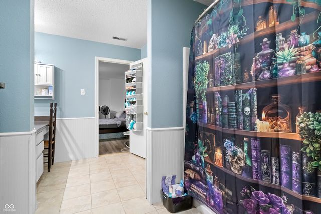 19185 Calico Aster Drive, Noblesville, IN 46062