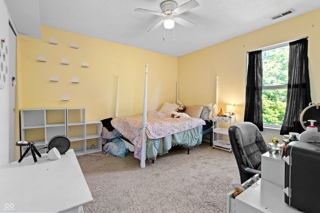 19185 Calico Aster Drive, Noblesville, IN 46062