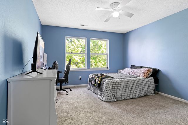 19185 Calico Aster Drive, Noblesville, IN 46062
