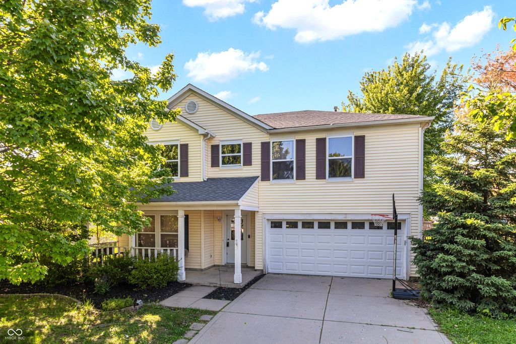 19185 Calico Aster Drive, Noblesville, IN 46062
