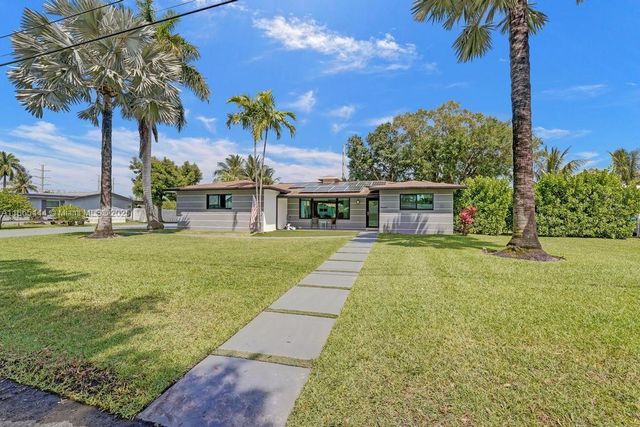 4660 SW 37th Ave, Dania Beach, FL 33312