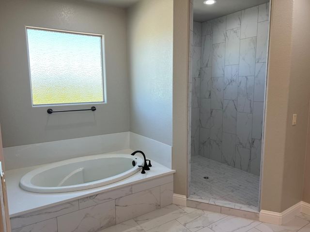 8752 N Privado Ct, Hilmar, CA 95324