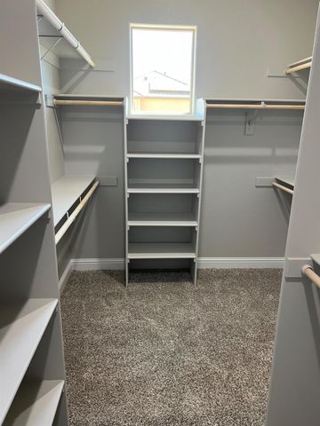 8752 N Privado Ct, Hilmar, CA 95324