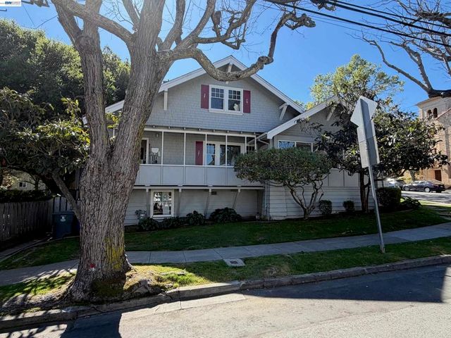 1421 Palm Dr., Burlingame, CA 94010