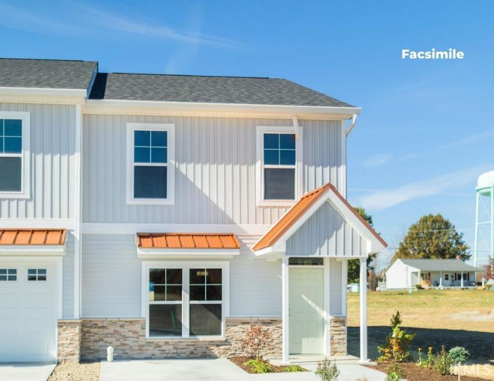 8245 S Prestwick Drive, Newberry, IN 47449