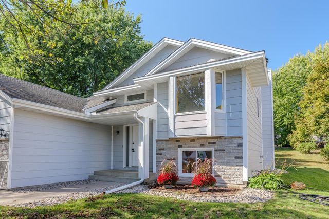 8064 Narcissus Street, Victoria, MN 55386