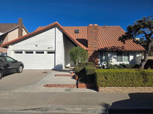 8579 Volga River Circle, Fountain Valley, CA 92708