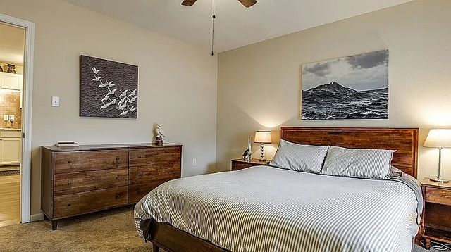 407 S Windomere Avenue A, Dallas, TX 75208