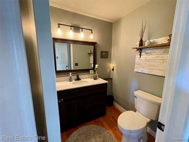 5613 Adderstone Drive, Clarkston, MI 48346