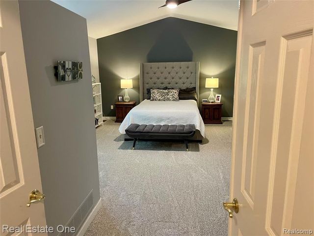 5613 Adderstone Drive, Clarkston, MI 48346